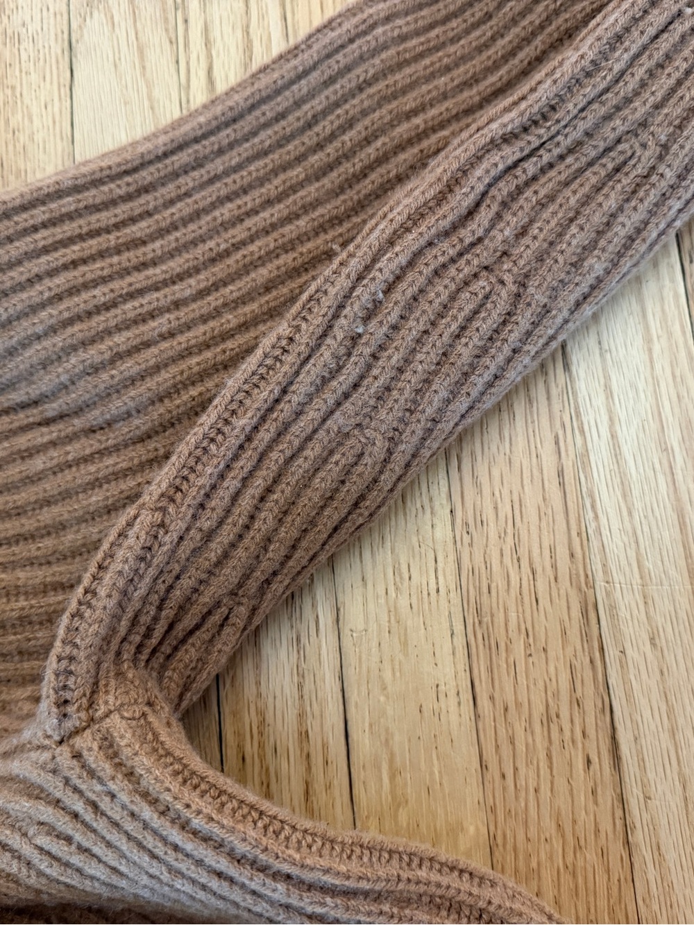 Everlane Felted Merino Cocoon Cardigan - Picture 7 of 7